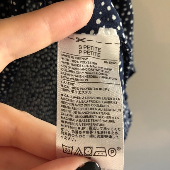 Banana Republic Petite Navy Blue and White Polka Dot Short Sleeve Blouse - Picture 8 of 8